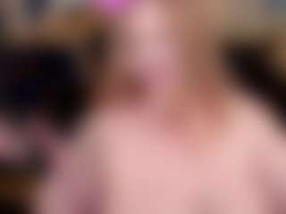 Live cam show with TinkerrBella - Normal on Gym Cam Girls