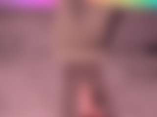 Live cam show with WaltEnjoy - Facial on Camsoda