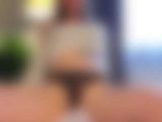 Live cam show with Deeptalkss - Flashing on StripNow