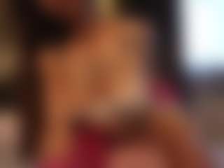 Live cam show with Deeptalkss - Young Adult on Free Soda