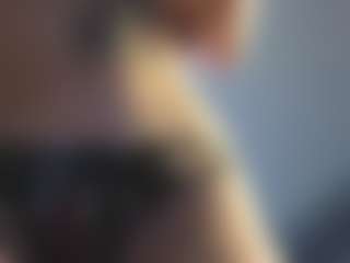 Deeptalkss's Live Sex Cam Show