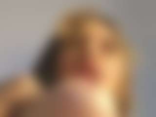 Deeptalkss's Live Sex Cam Show