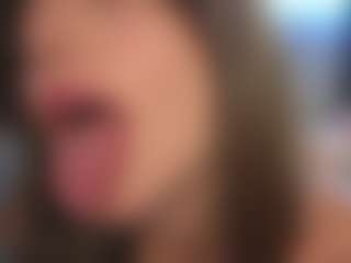 Deeptalkss's Live Sex Cam Show