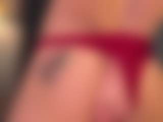 Live cam show with Deeptalkss - Thin on Lustler