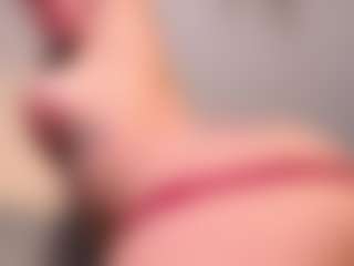 Live cam show with Deeptalkss - Gamer Athletic on Mixed Magazine Live