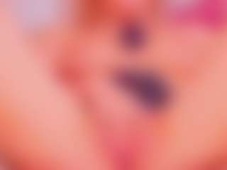 Live cam show with MeowthLilu - Thin on StripNow