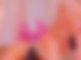Live cam show with MeowthLilu - Blue Eyes on Dolls Live