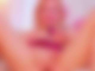 Live cam show with MeowthLilu - Cowgirl on AdultVida.com