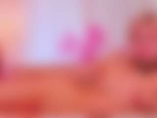 Live cam show with MeowthLilu - Fingering on Camsoda