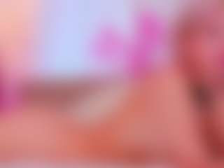 Live cam show with MeowthLilu - Blonde Hair Shaved Pussy on Camsoda