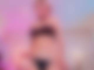 Live cam show with MeowthLilu - Blonde Hair Shaved Pussy on Camsoda