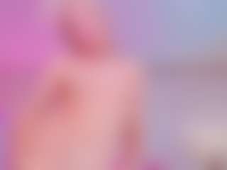 Live cam show with MeowthLilu - Skinny on Camsoda