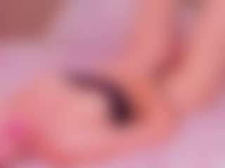 Live cam show with MeowthLilu - Athletic College on Camsoda
