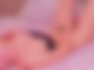 Live cam show with MeowthLilu - Athletic College on Camsoda