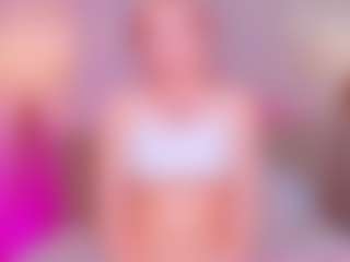 Live cam show with MeowthLilu - Athletic on googirlz