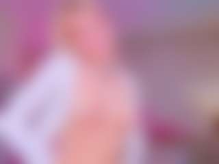 Live cam show with MeowthLilu - Sexy on Camsoda