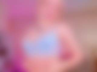 Live cam show with MeowthLilu - Spank Blonde Hair on Camsoda