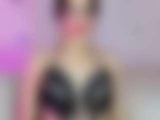 Live cam show with Tati-Gill - Brown Eyes on Latina Girls