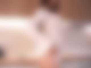 Bella's Live Sex Cam Show