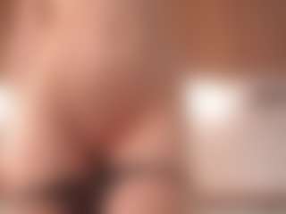 Bella's Live Sex Cam Show