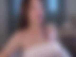 Bella's Live Sex Cam Show