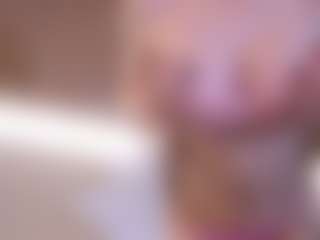 Bella's Live Sex Cam Show