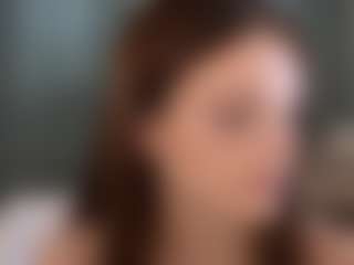 Bella's Live Sex Cam Show