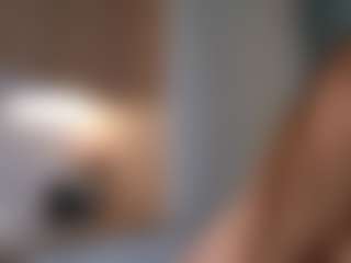 Bella's Live Sex Cam Show