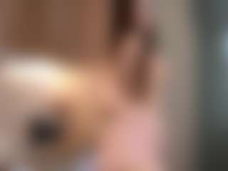 Bella's Live Sex Cam Show
