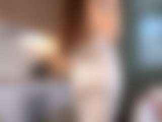 Bella's Live Sex Cam Show