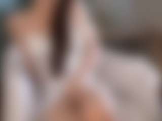 Bella's Live Sex Cam Show