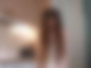 Bella's Live Sex Cam Show