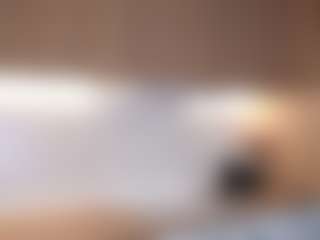 Bella's Live Sex Cam Show
