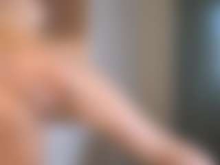 Bella's Live Sex Cam Show