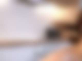 Bella's Live Sex Cam Show