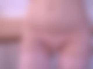 Bella's Live Sex Cam Show