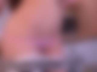 Bella's Live Sex Cam Show