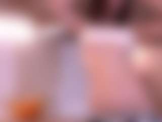 Bella's Live Sex Cam Show