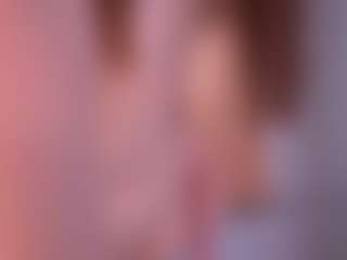 Bella's Live Sex Cam Show