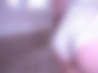 Bella's Live Sex Cam Show