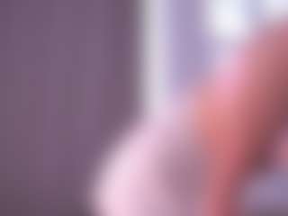 Bella's Live Sex Cam Show