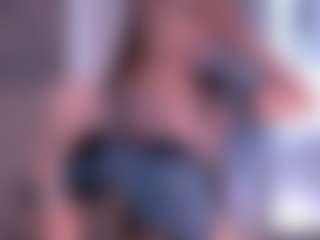 Bella's Live Sex Cam Show