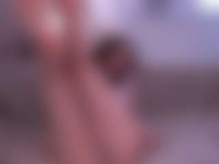 Live cam show with Bella - Skinny on SquirtSoMuch