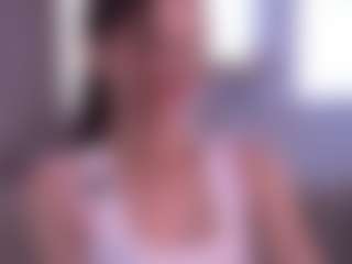 Bella's Live Sex Cam Show