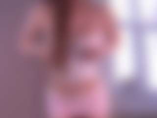 Bella's Live Sex Cam Show