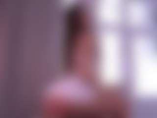 Bella's Live Sex Cam Show