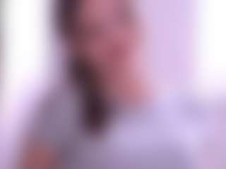 Bella's Live Sex Cam Show