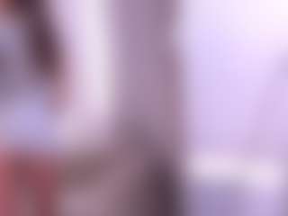 Bella's Live Sex Cam Show