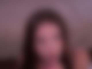 Live cam show with Bella - Green Eyes on Camsoda
