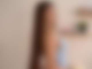 Bella's Live Sex Cam Show